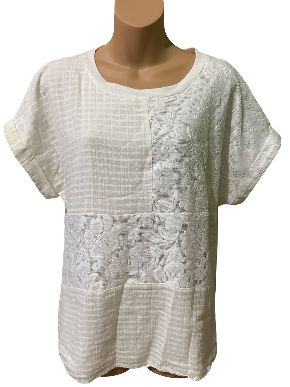 Tru Self Mixed Media Lace & Gingham Blouse